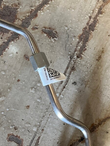 3013235C1 - FUEL DRAIN TUBE, INTERNATIONAL