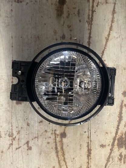A06-48469-000 - HEADLAMP & HOUSING ASSEMBLY