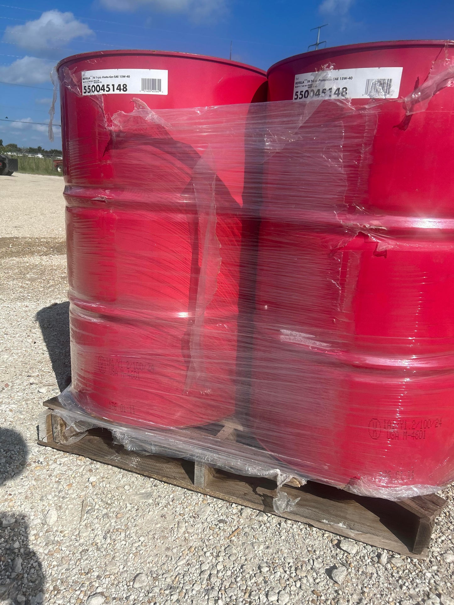 T4 SAE 15W-40 SHELL ROTELLA OIL - SINGLE 55G. DRUM